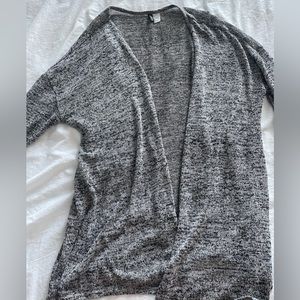 H&M cardigan!! Size L - really cozy